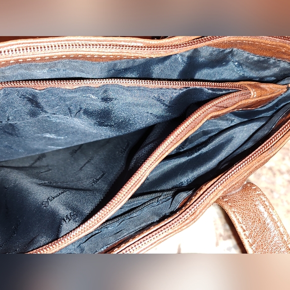 Ashwood Genuine Leather Purse ✨Excellent Condition✨ - Picture 6 of 8